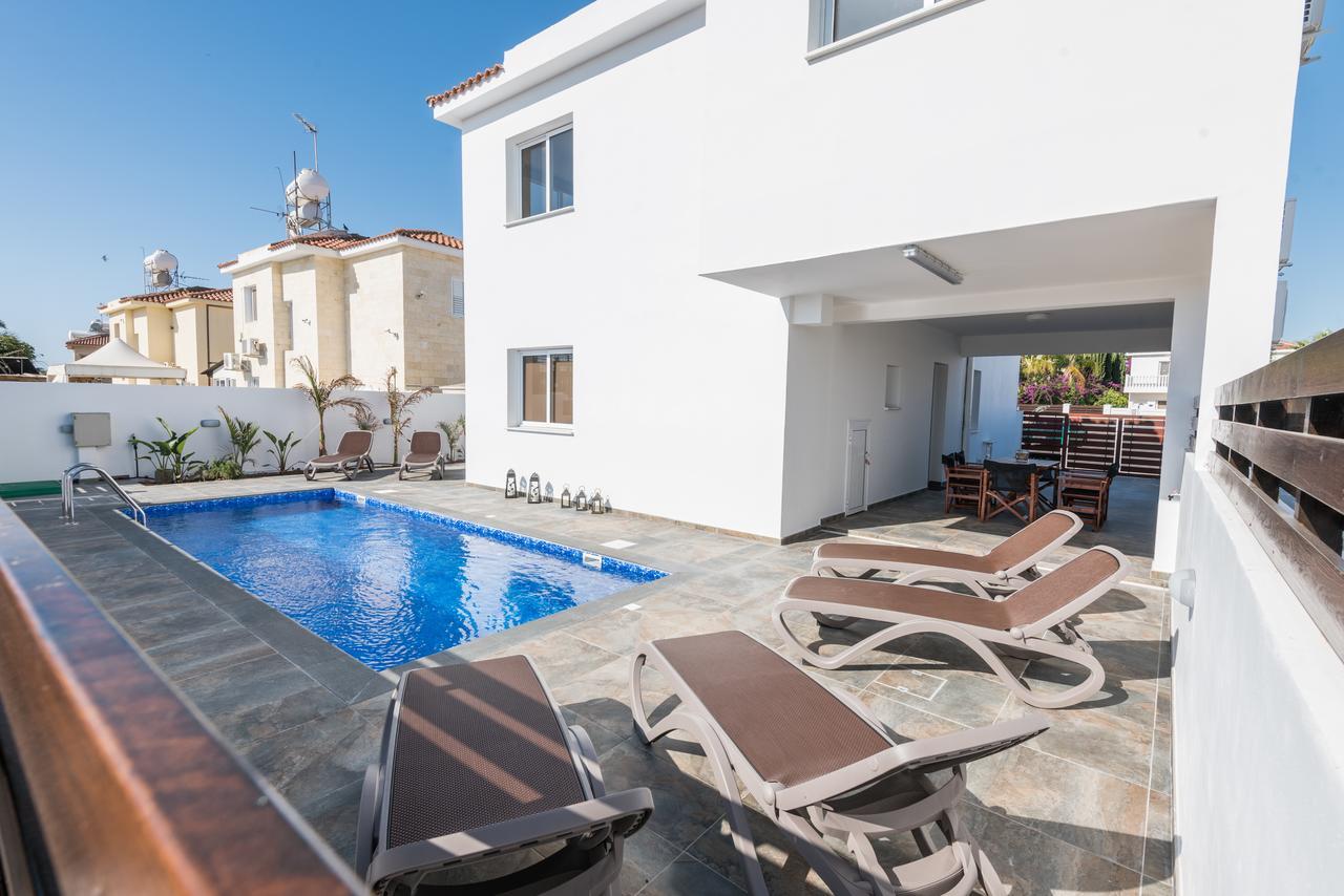 Villa Valmare Айя Напа Екстериор снимка
