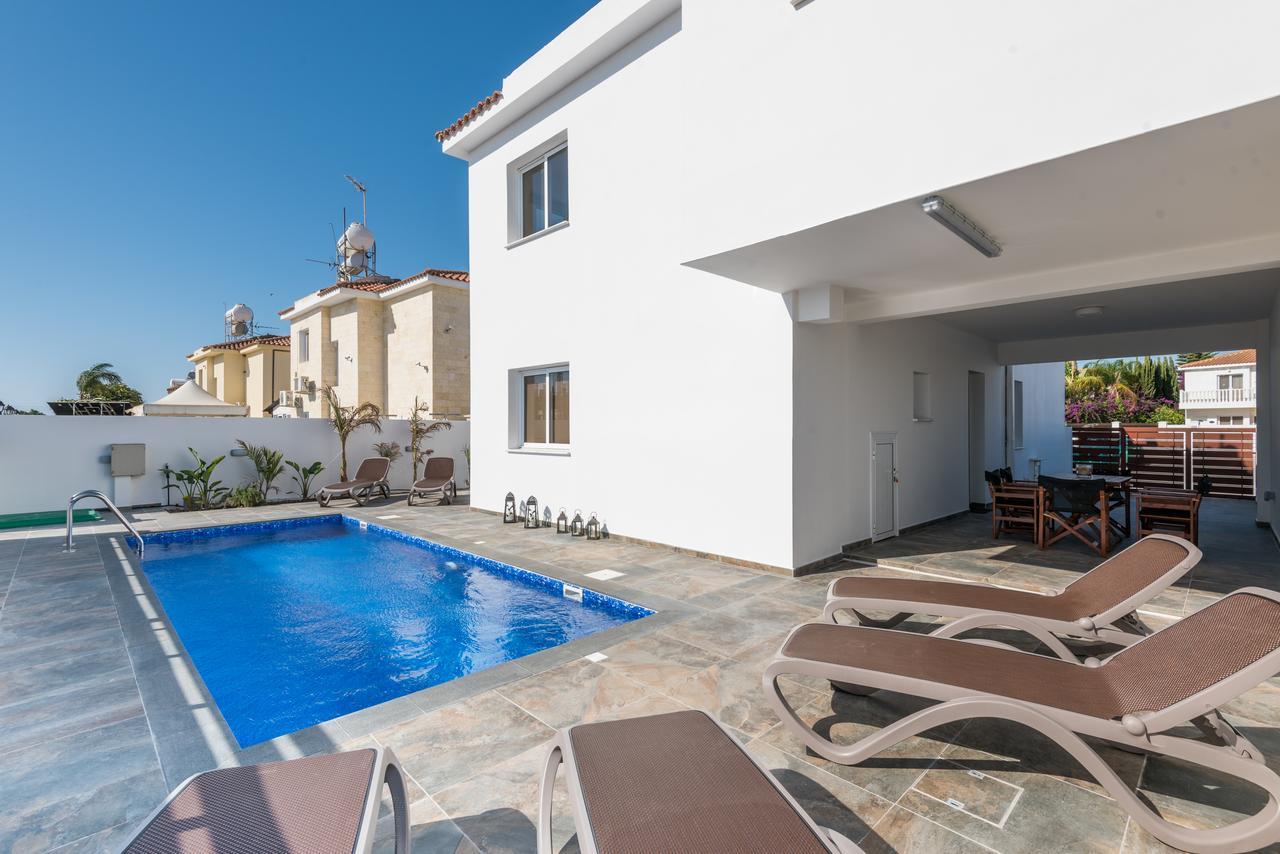 Villa Valmare Айя Напа Екстериор снимка