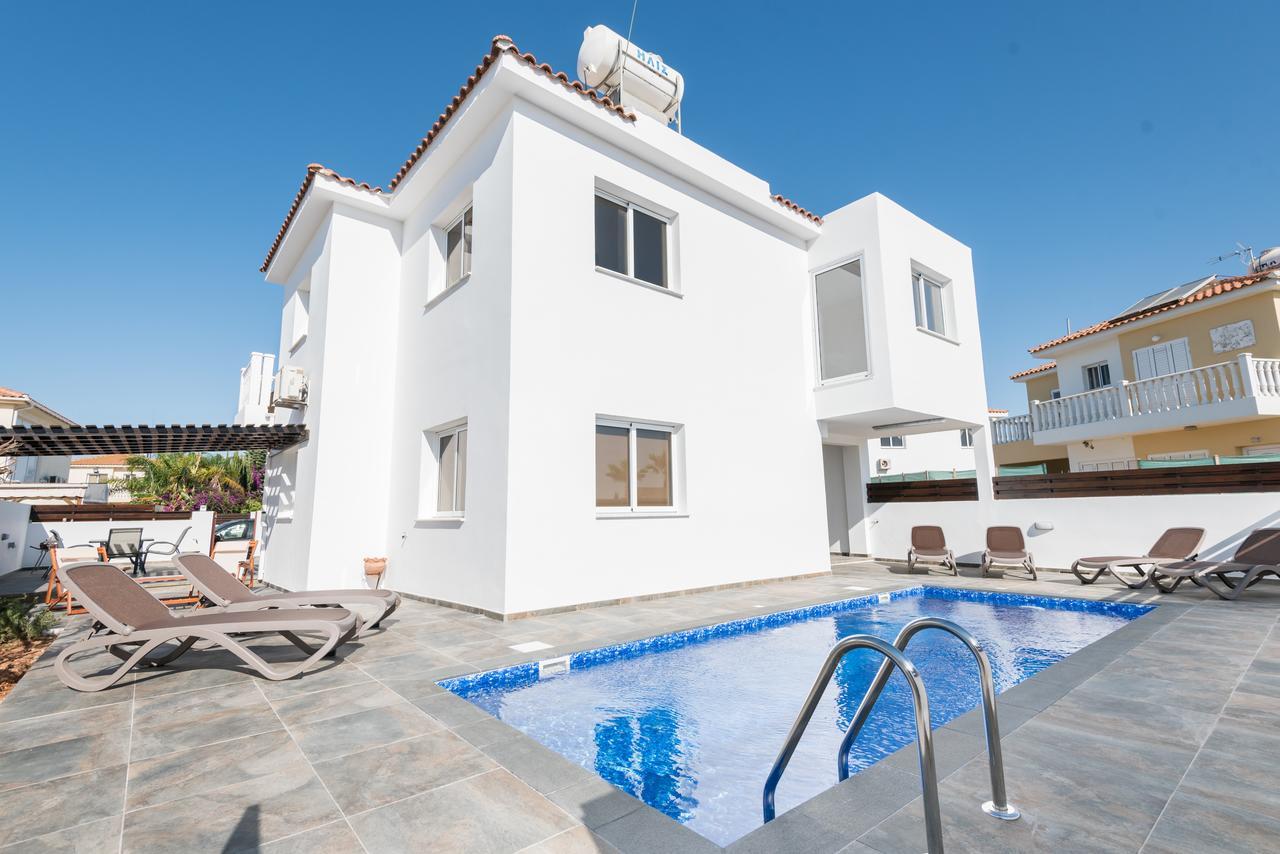 Villa Valmare Айя Напа Екстериор снимка