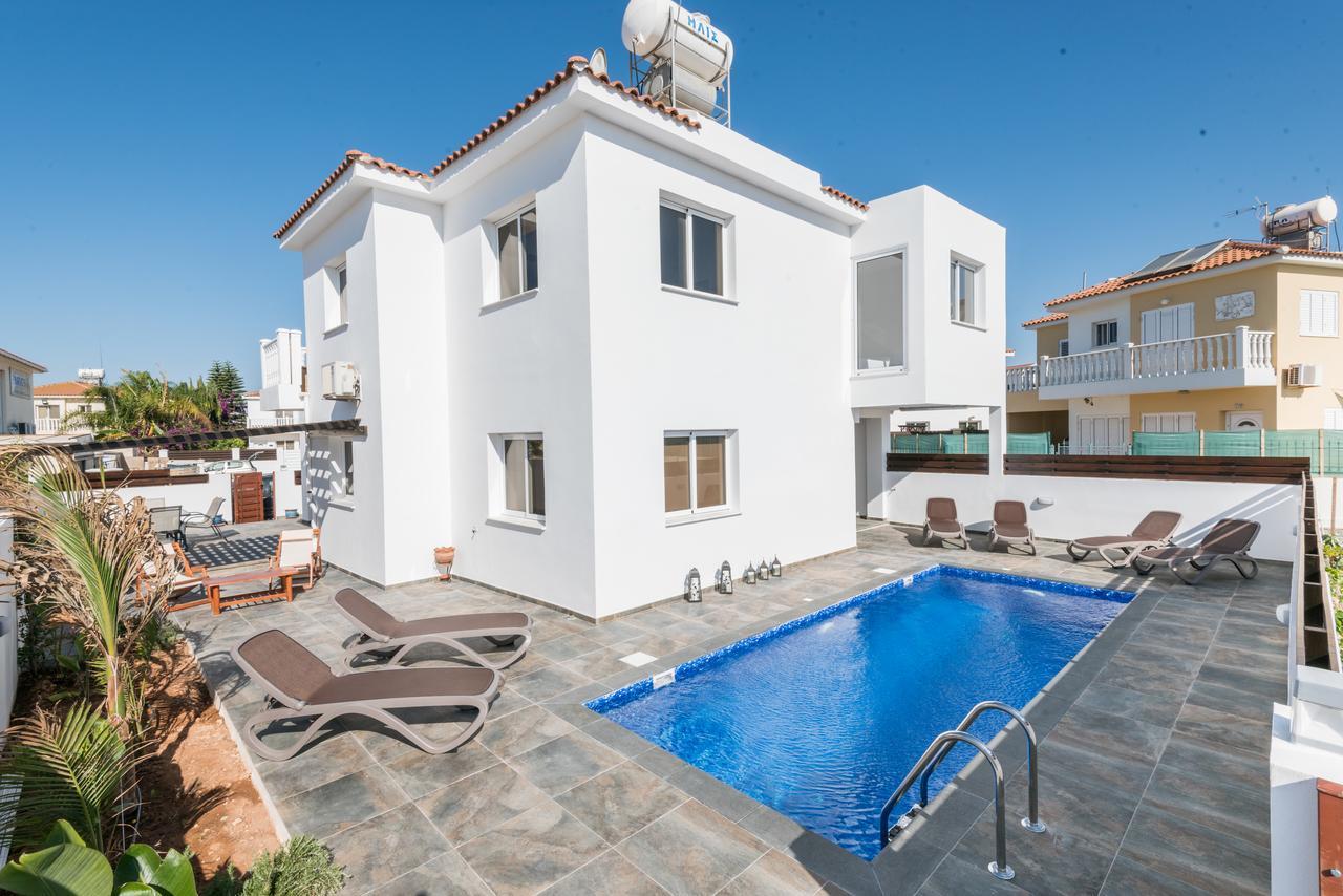 Villa Valmare Айя Напа Екстериор снимка